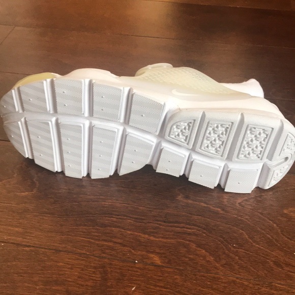 Nike Sock Darts Sneakers Men’s - Picture 5 of 5